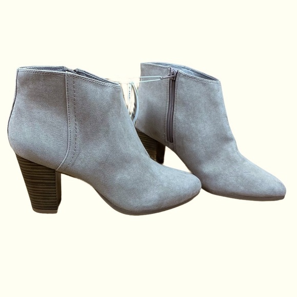 New Old Navy Size 9 Faux-Suede Chunky Block High-Heel Booties for Women Chic - Picture 8 of 9